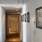 Kuwadro Centrum 招待所 4*