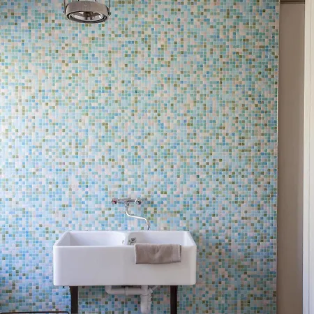 Πανσιόν Kuwadro Centrum