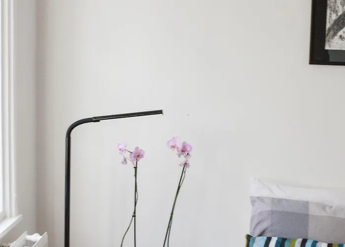 Kuwadro Centrum Πανσιόν 3*